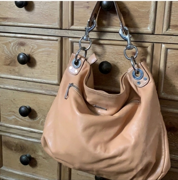 🍁🍂LIKE NEW Rebecca Minkoff Studded Luscious Hobo - Picture 4 of 8